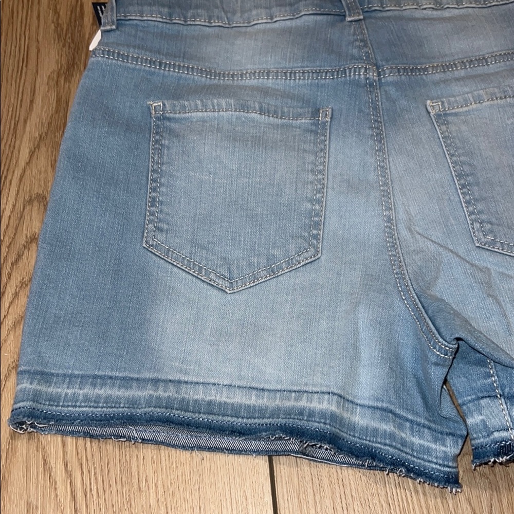 NWT - OshKosh B'gosh Girls Embroidered Blue Jean Shorts - Picture 7 of 9